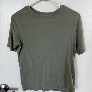 Everlane Olive Green T-Shirt